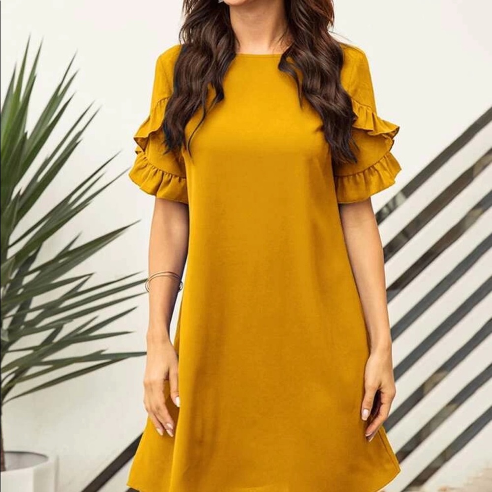 Yellow tunic dress